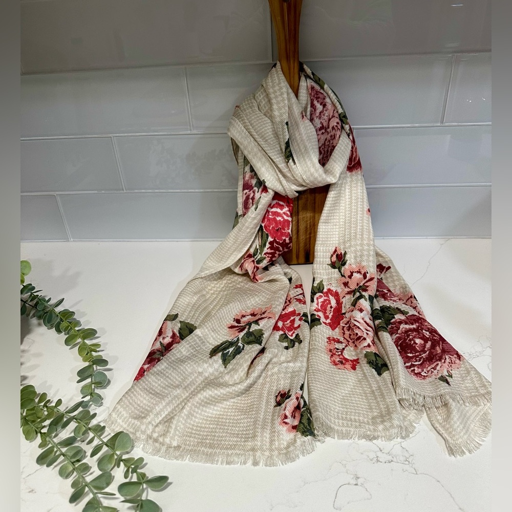 Max Studio Floral Scarf 71" X 20" Red Roses Very Soft Modern Scarf 100% Rayon